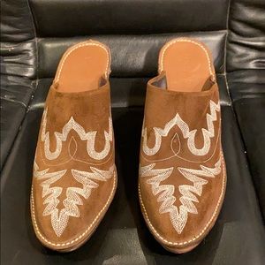 Donald J Pliner slide on heels